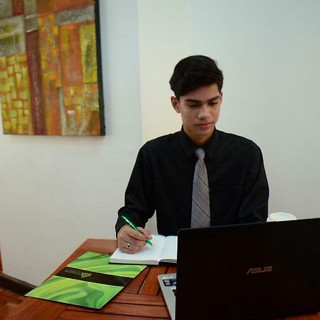 Bsa Tower Serviced Residences Makati City Екстер'єр фото