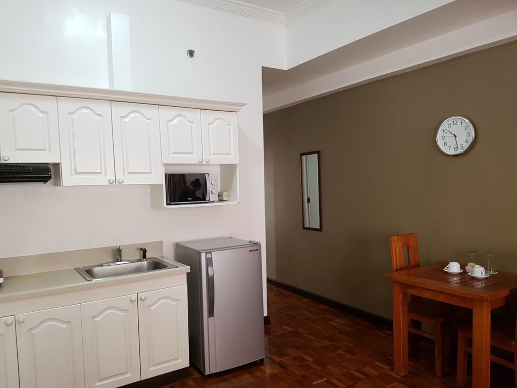 Bsa Tower Serviced Residences Makati City Екстер'єр фото
