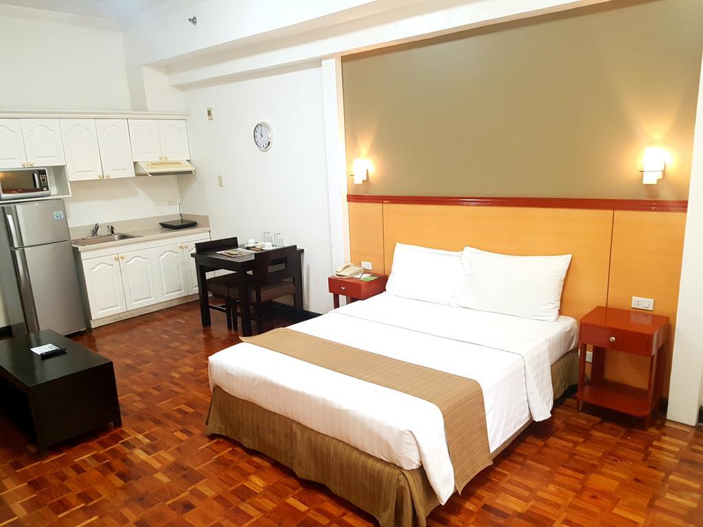 Bsa Tower Serviced Residences Makati City Екстер'єр фото