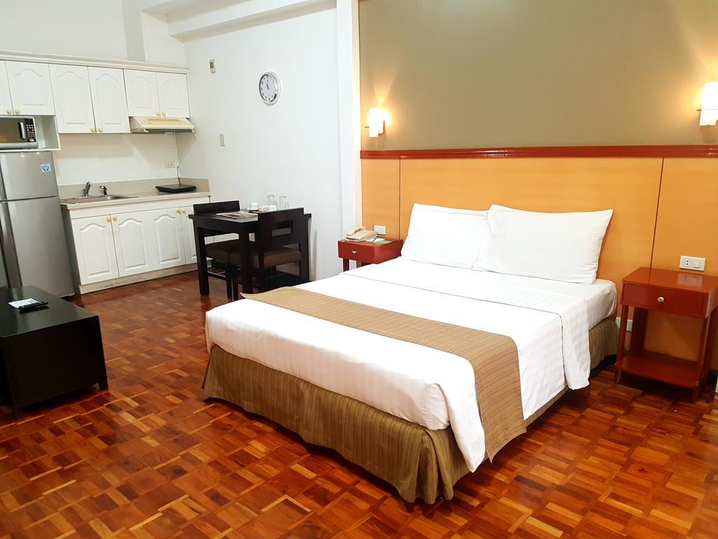 Bsa Tower Serviced Residences Makati City Екстер'єр фото