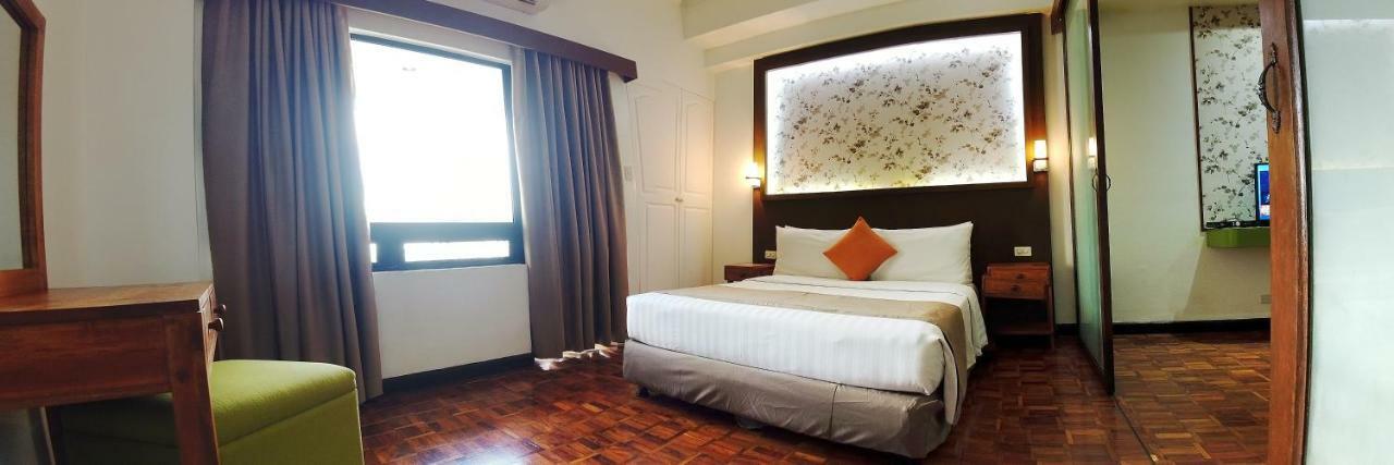Bsa Tower Serviced Residences Makati City Екстер'єр фото