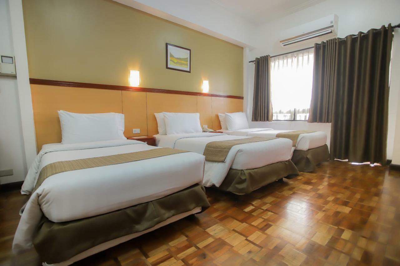 Bsa Tower Serviced Residences Makati City Екстер'єр фото